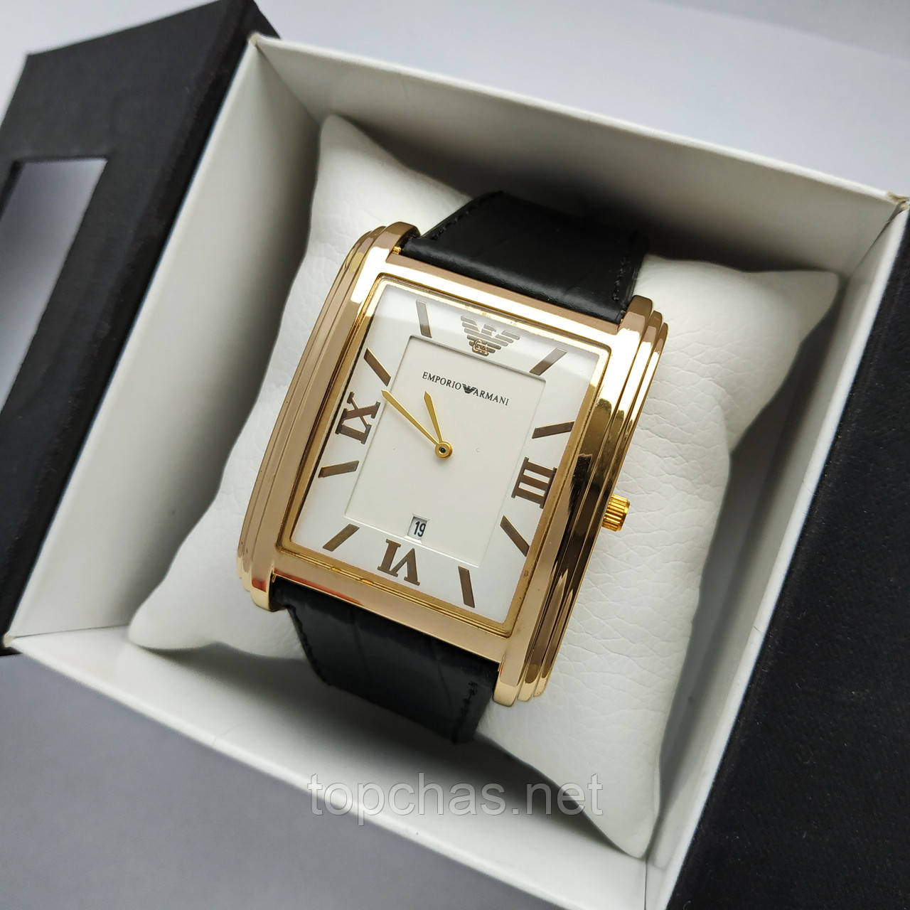 Мужские наручные часы Emporio Armani (армани) на кожаном ремешке, золото, белый циферблат - код 1801
Мужские наручные часы Emporio Armani (армани) на кожаном ремешке, золото, белый циферблат - код 1801