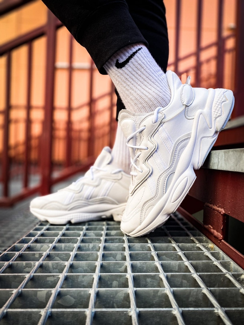 Кроссовки мужские Adidas Ozweego белые, АдиДас Озвиго, натуральная кожа, код KS-2606, Белый
Кроссовки мужские Adidas Ozweego белые, АдиДас Озвиго, натуральная кожа, код KS-2606, Белый