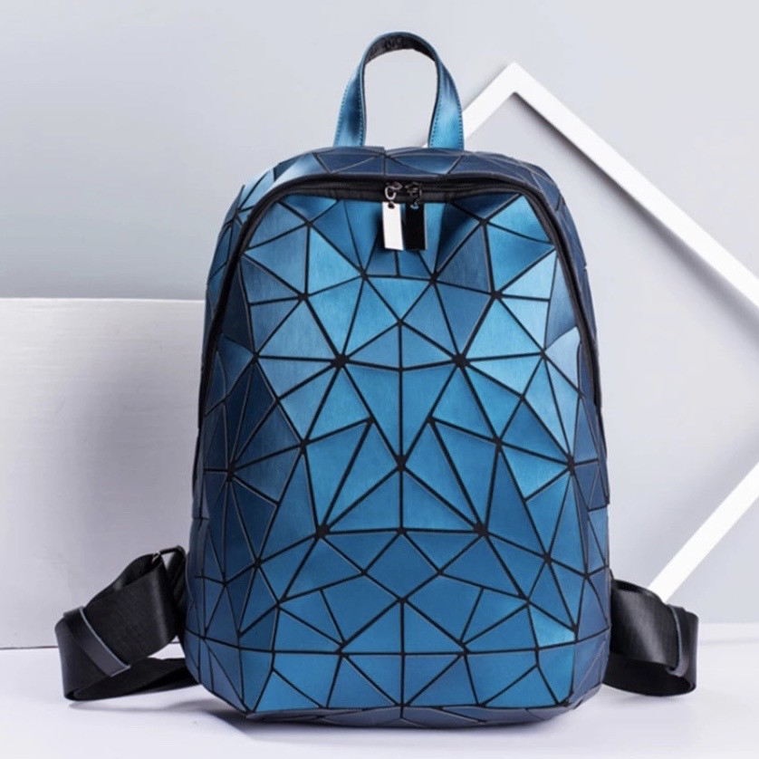 Городской рюкзак унисекс геометрический Бао Бао Эстетика хамелеон , Bao Bao Issey Miyake 3135
Городской рюкзак унисекс геометрический Бао Бао Эстетика хамелеон , Bao Bao Issey Miyake 3135