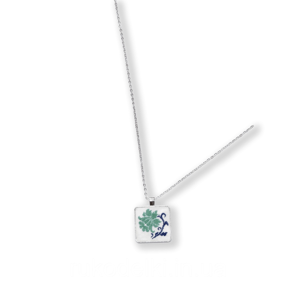 Набор для создания украшения в технике микровышивки Lifeisbeautiful МВ-0201 Кулон "Фантазия"
Набор для создания украшения в технике микровышивки Lifeisbeautiful МВ-0201 Кулон "Фантазия"