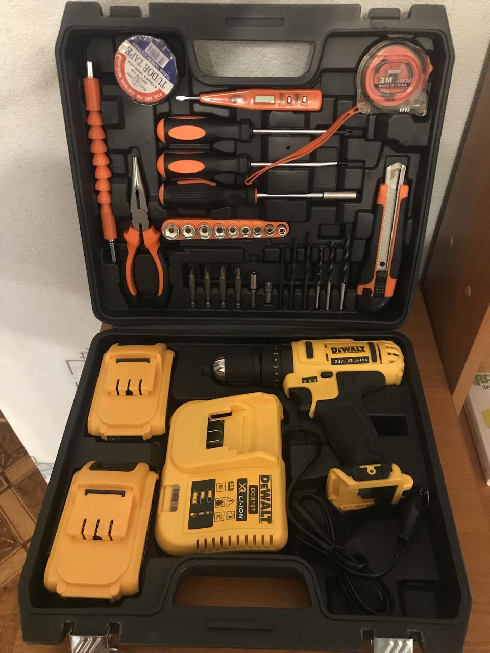 УДАРНЫЙ шуруповерт DeWALT DCD771 24V 5Ah 5A/H Девольт на аккумуляторе УДАР / Чехия
УДАРНЫЙ шуруповерт DeWALT DCD771 24V 5Ah 5A/H Девольт на аккумуляторе УДАР / Чехия