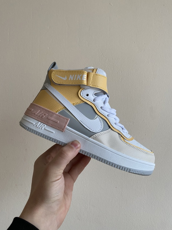 Кроссовки Nike Air Force 1 Shadow High White - Yellow - Pink унисекс 38, Разные цвета
Кроссовки Nike Air Force 1 Shadow High White - Yellow - Pink унисекс 38, Разные цвета