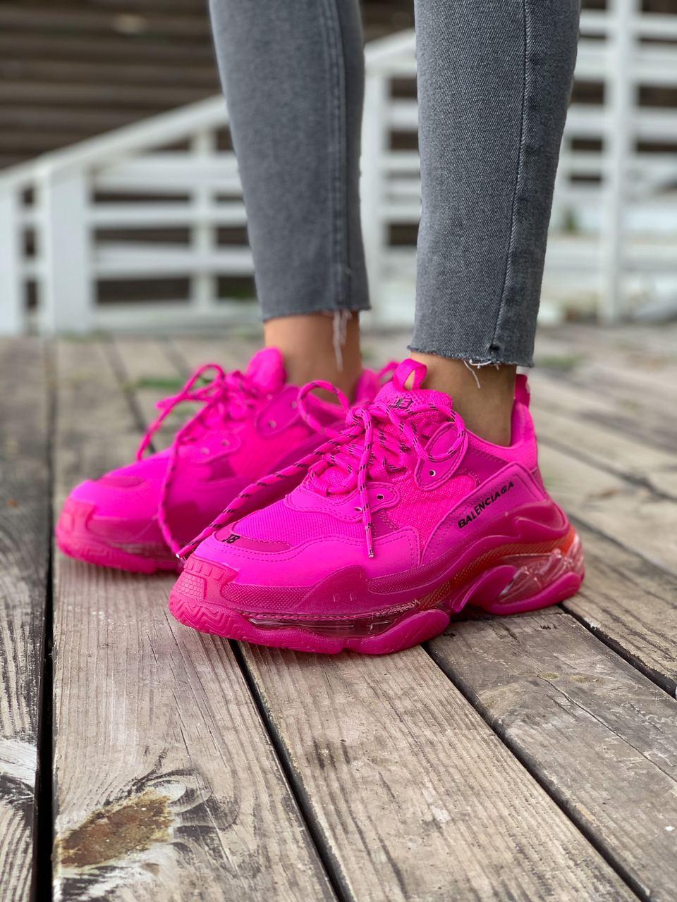 Женские кроссовки Balenciaga Triple S Pink / Баленсиага Трипл С Розовые 37, Розовый
Женские кроссовки Balenciaga Triple S Pink / Баленсиага Трипл С Розовые 37, Розовый