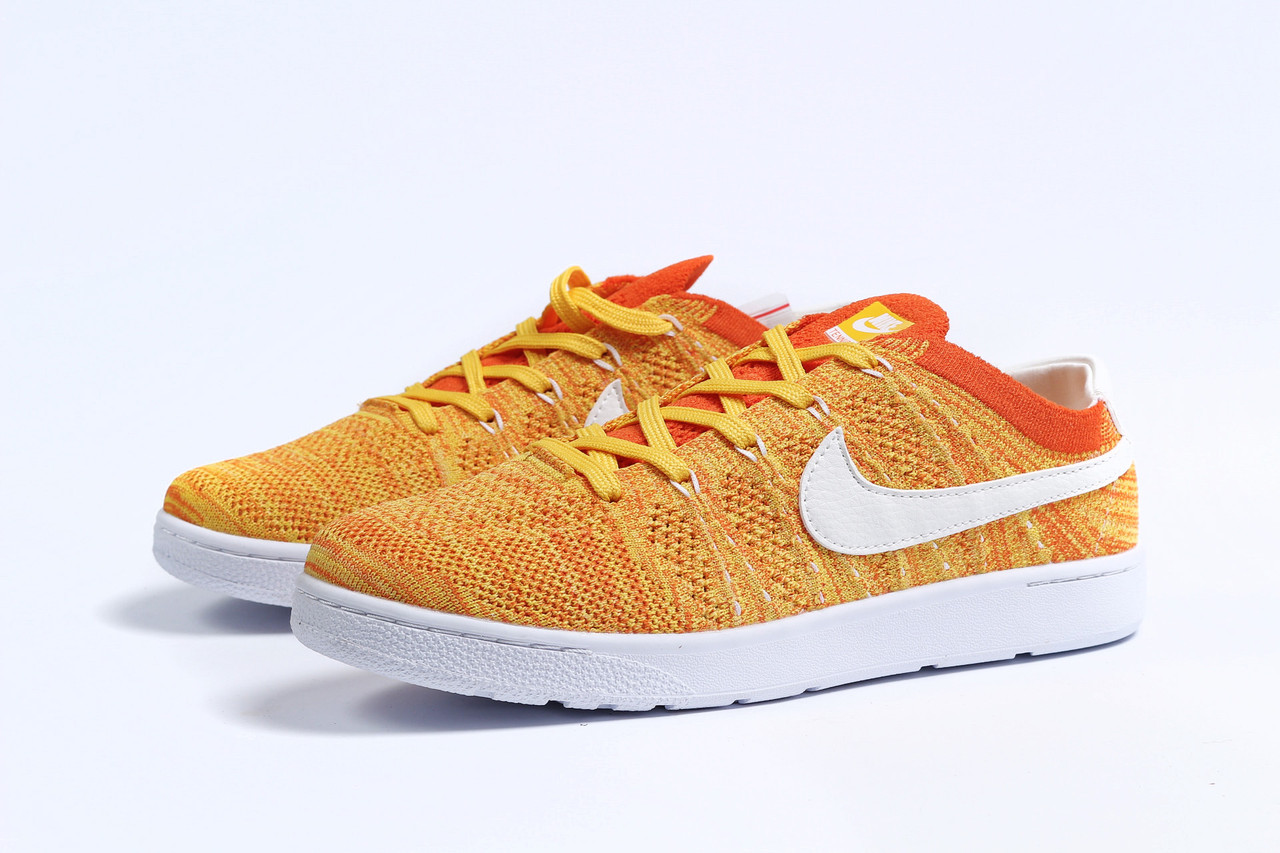Мужские кроссовки в стиле Nike Найк Tennis Classic Ultra Flyknit, оранжевые 41 (26,5 см), Оранжевый
Мужские кроссовки в стиле Nike Найк Tennis Classic Ultra Flyknit, оранжевые 41 (26,5 см), Оранжевый