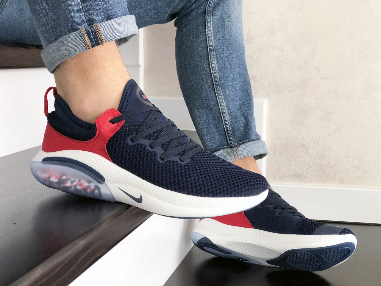 Мужские кроссовки в стиле Nike Найк Joyride Run Flyknit, синие с красным 45 (29 см), Синий
Мужские кроссовки в стиле Nike Найк Joyride Run Flyknit, синие с красным 45 (29 см), Синий