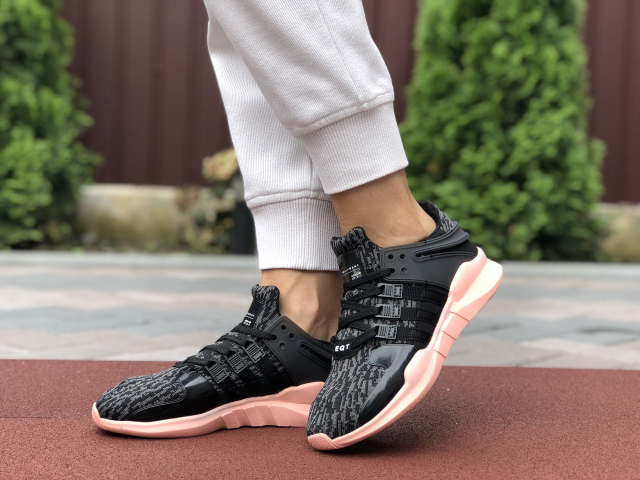 Женские кроссовки в стиле Adidas Адидас Equipment, серые с черным, 38 (23,7 см), Серый
Женские кроссовки в стиле Adidas Адидас Equipment, серые с черным, 38 (23,7 см), Серый