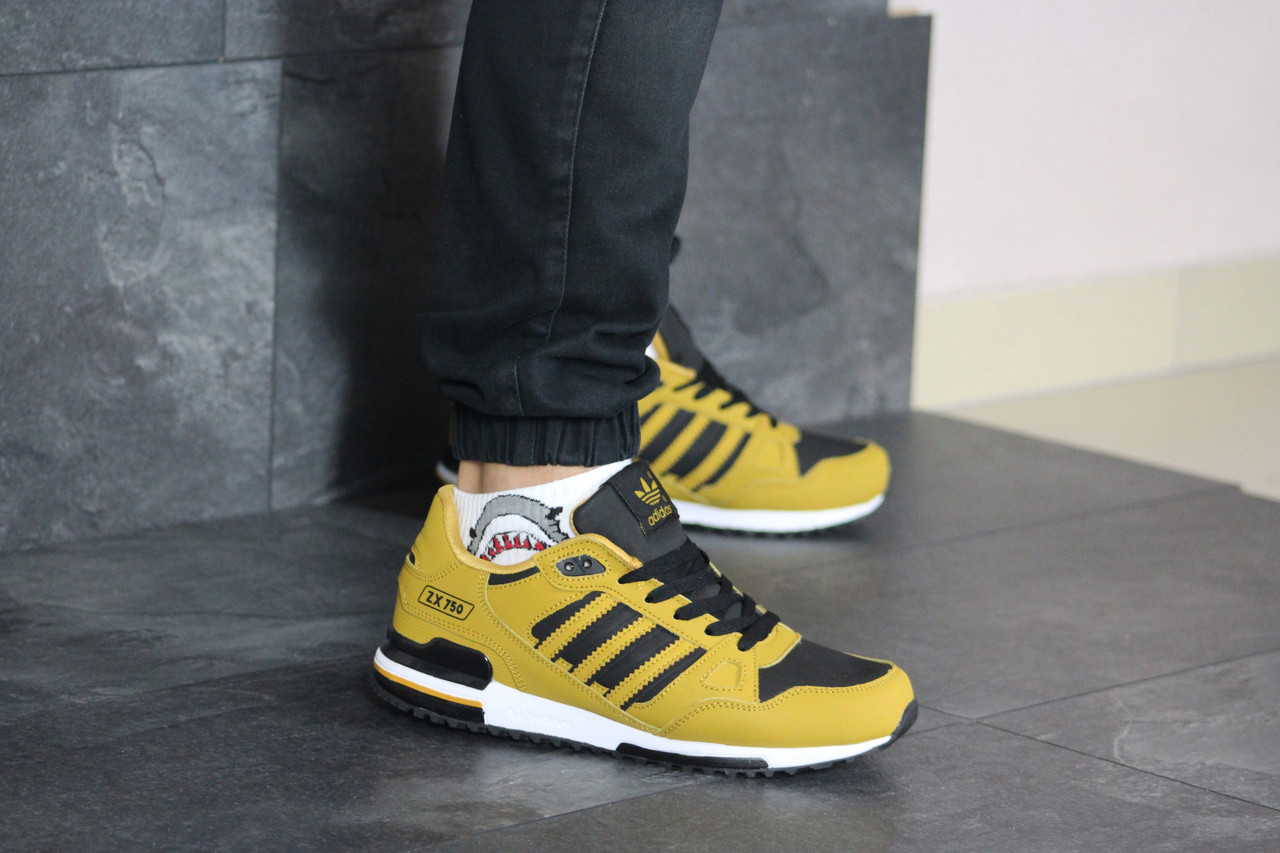 Мужские кроссовки в стиле Adidas Адидас ZX 750, кожа, горчичные 46 (29,7 см), Коричневый
Мужские кроссовки в стиле Adidas Адидас ZX 750, кожа, горчичные 46 (29,7 см), Коричневый