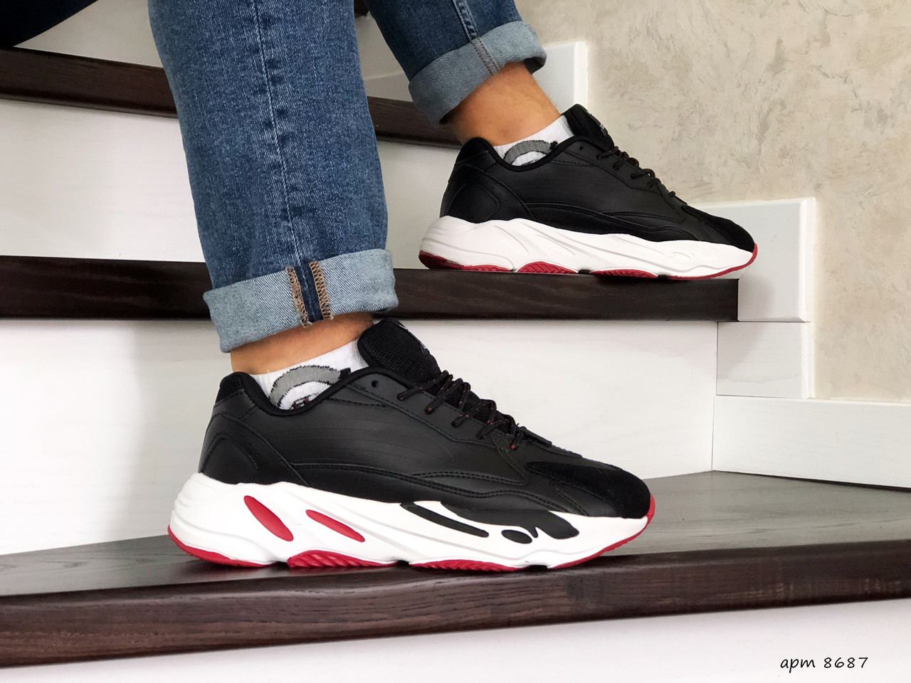 Мужские кроссовки в стиле Adidas Адидас Yeezy Boost 700, кожа, черные с белым 46 (29,2 см), Черный
Мужские кроссовки в стиле Adidas Адидас Yeezy Boost 700, кожа, черные с белым 46 (29,2 см), Черный