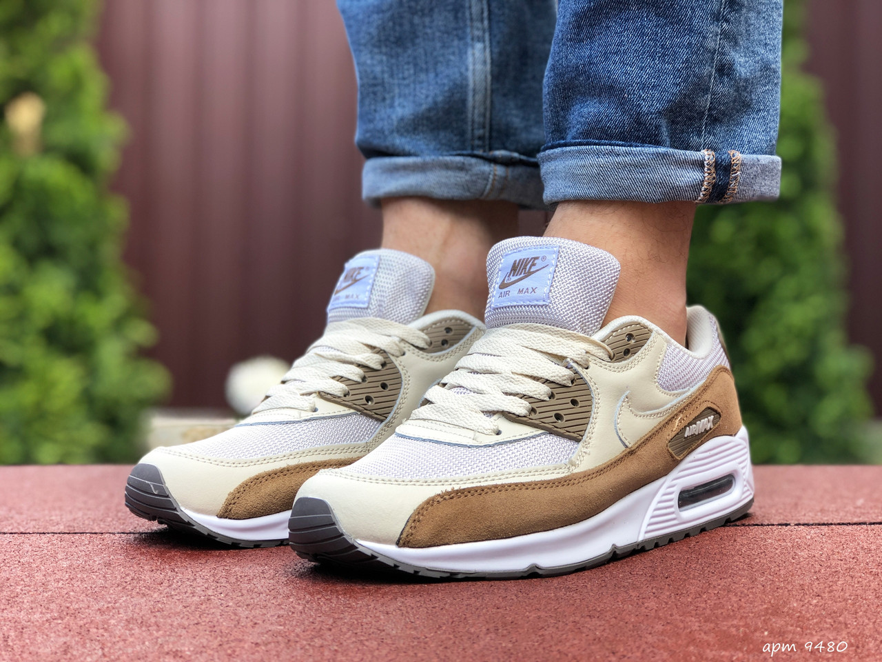 Мужские кроссовки в стиле Nike Найк Air Max 90, кожа, бежевые с коричневым 41 (26 см), Белый
Мужские кроссовки в стиле Nike Найк Air Max 90, кожа, бежевые с коричневым 41 (26 см), Белый