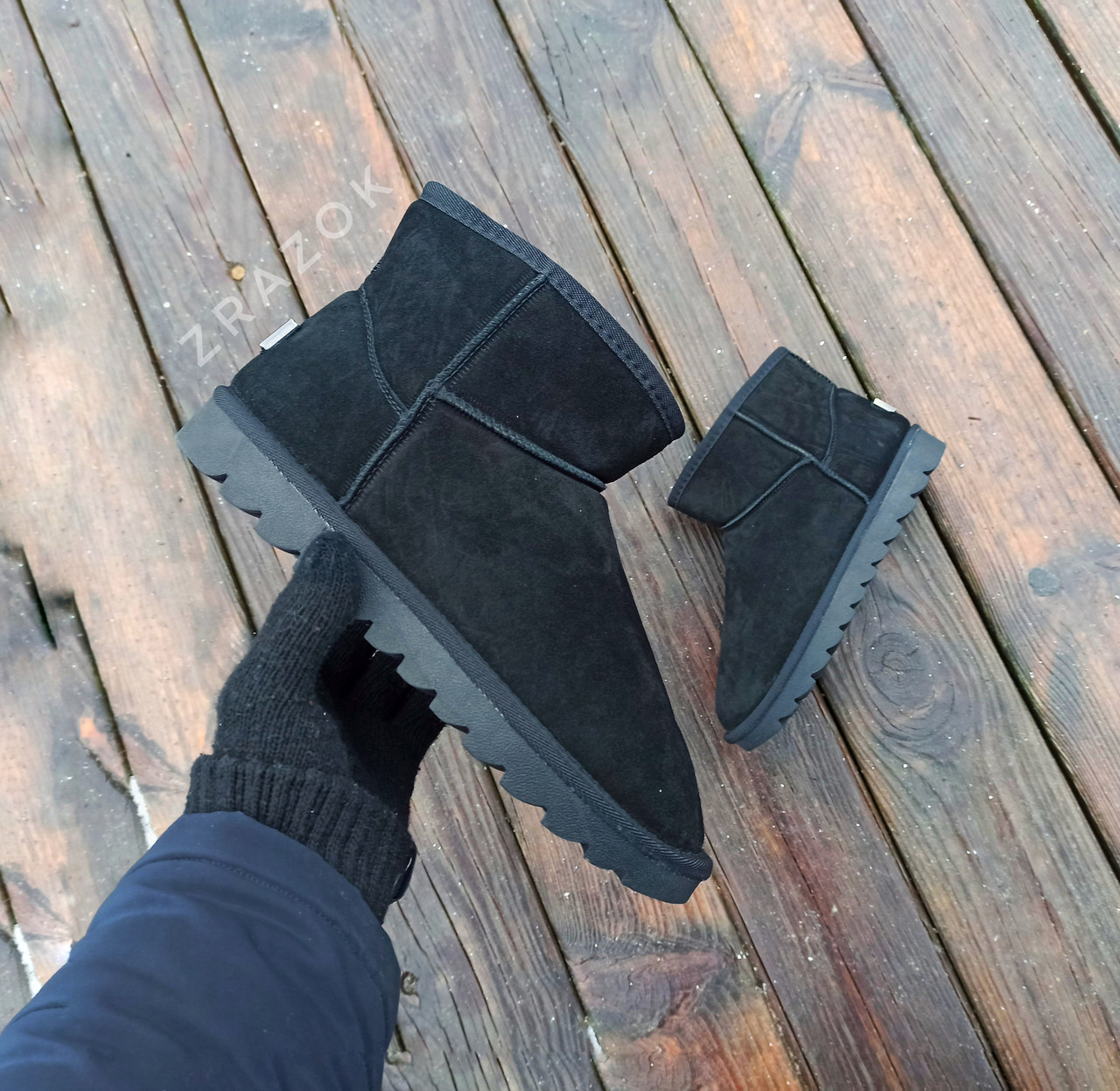 Угги UGG ботинки мужские мокасины зимние теплые на меху замша натуральная 41 - 26 см, Черный
Угги UGG ботинки мужские мокасины зимние теплые на меху замша натуральная 41 - 26 см, Черный