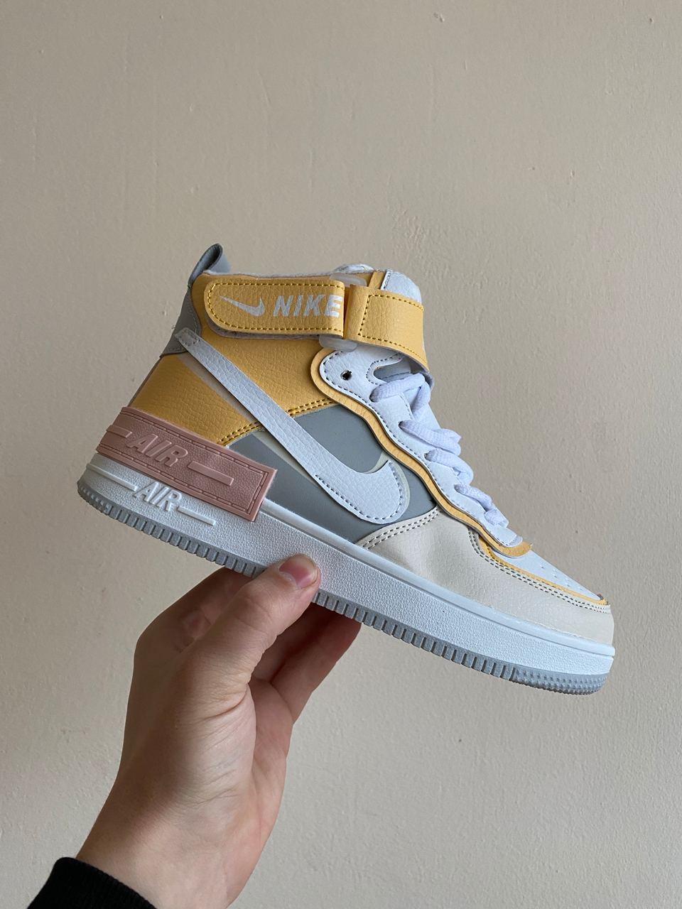 Женские зимние кроссовки Nike Air Force 1 Shadow White Yellow / Найк Аир Форс Шадоу 1 Белые Желтые 39, Белый
Женские зимние кроссовки Nike Air Force 1 Shadow White Yellow / Найк Аир Форс Шадоу 1 Белые Желтые 39, Белый