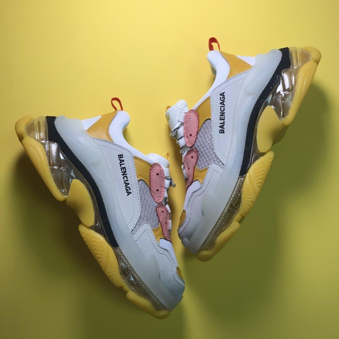 Женские кроссовки Balenciaga Triple S White Orange / Баленсиага Трипл С Белые Оранжевые 38, Белый
Женские кроссовки Balenciaga Triple S White Orange / Баленсиага Трипл С Белые Оранжевые 38, Белый