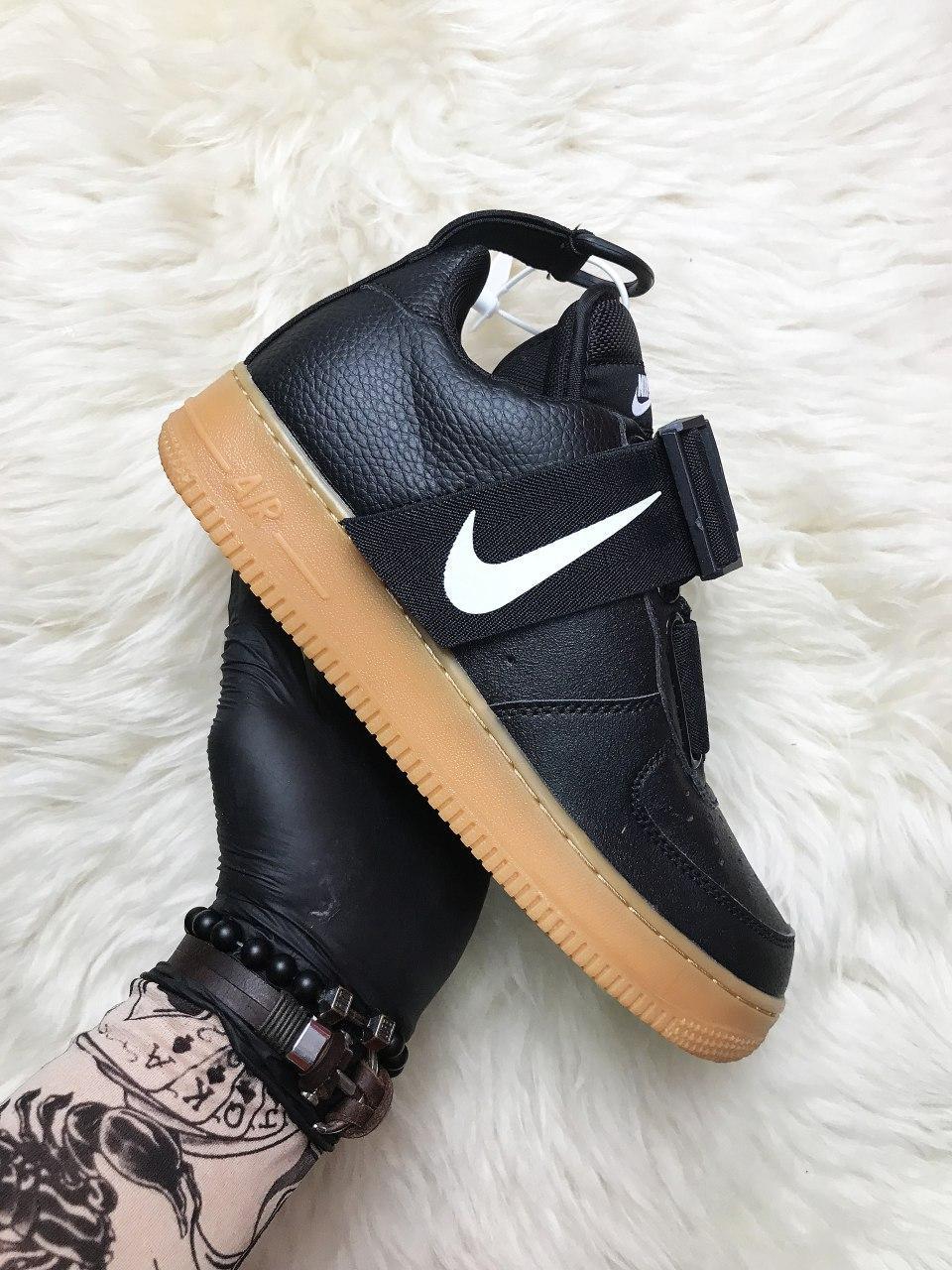 Мужские кроссовки Nike Air Force 1 Low Utility Black / Найк Аир Форс 1 Лов Утилити Черные, Черный
Мужские кроссовки Nike Air Force 1 Low Utility Black / Найк Аир Форс 1 Лов Утилити Черные, Черный