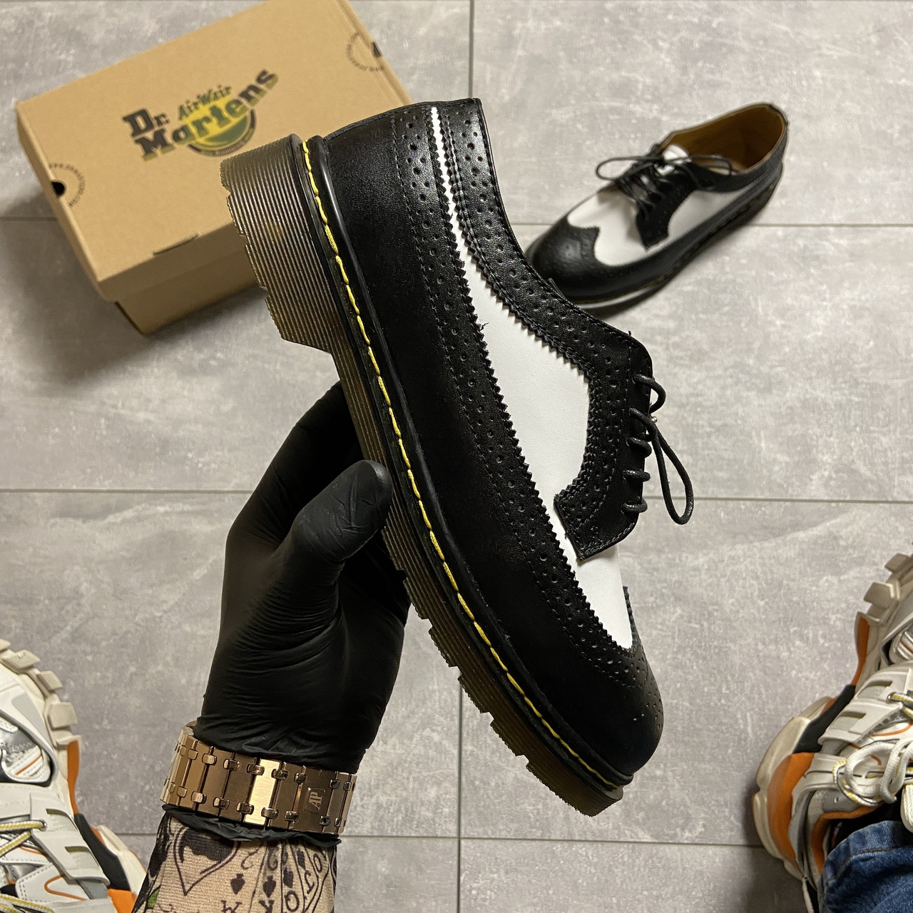 Туфли мужские Dr Martens 1461 Low Retro Black and White (Черный). Стильные мужские туфли., Чёрный
Туфли мужские Dr Martens 1461 Low Retro Black and White (Черный). Стильные мужские туфли., Чёрный