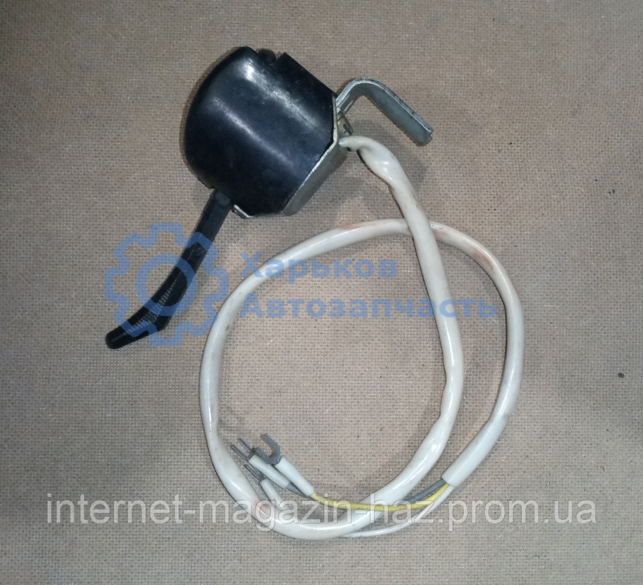 Переключатель показателя поворотов П-110 (УАЗ-452;469) (3741-3709020 / 3153-3709020)
Переключатель показателя поворотов П-110 (УАЗ-452;469) (3741-3709020 / 3153-3709020)