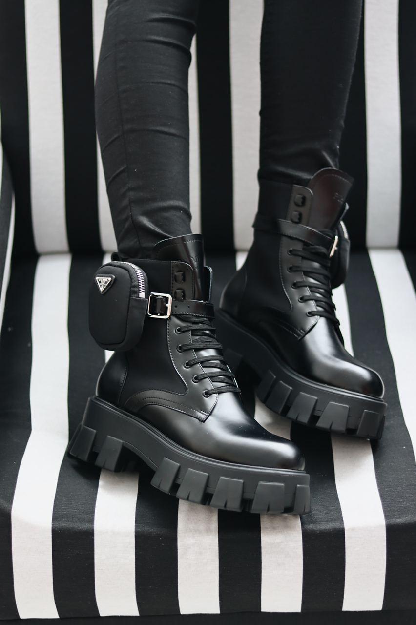 Женские Ботинки Prada Monolith Black / Ботинки Прада Монолит Черные Демисезонные 38, Черный
Женские Ботинки Prada Monolith Black / Ботинки Прада Монолит Черные Демисезонные 38, Черный