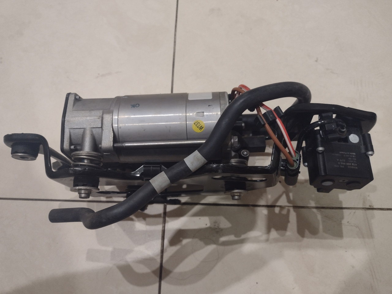 Компрессор пневмоподвески BMW X5 F15 X6 F16 6875177 F85 F86 пневмокомпрессор подвески БМВ Х5 Х6
Компрессор пневмоподвески BMW X5 F15 X6 F16 6875177 F85 F86 пневмокомпрессор подвески БМВ Х5 Х6
