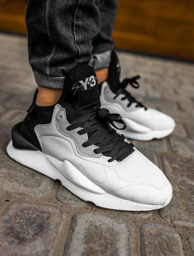 Мужские и женские кроссовки Adidas Yohji Yamamoto Y-3 Kaiwa Black White / Адидас У-3 Белые Черные 38
Мужские и женские кроссовки Adidas Yohji Yamamoto Y-3 Kaiwa Black White / Адидас У-3 Белые Черные 38