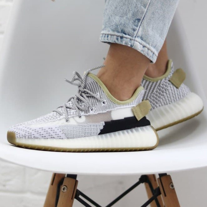 Yeezy Boost 350 Static Olive Gray Black | кроссовки женские и мужские; серые/черные; летние/весенние 38, Серый
Yeezy Boost 350 Static Olive Gray Black | кроссовки женские и мужские; серые/черные; летние/весенние 38, Серый