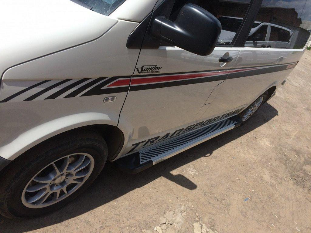 Volkswagen T5 Transporter 2003-2010 гг. Боковые пороги Line (2 шт, алюм) Длинная база
Volkswagen T5 Transporter 2003-2010 гг. Боковые пороги Line (2 шт, алюм) Длинная база
