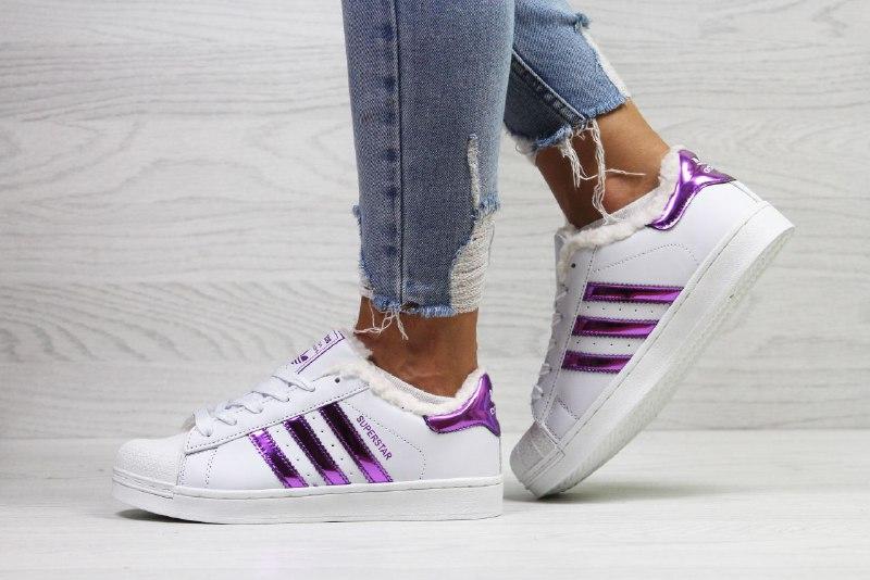 Кроссовки Adidas Superstar белые с фиолетовым на меху кожанные адидас удобные беговые, Белый
Кроссовки Adidas Superstar белые с фиолетовым на меху кожанные адидас удобные беговые, Белый