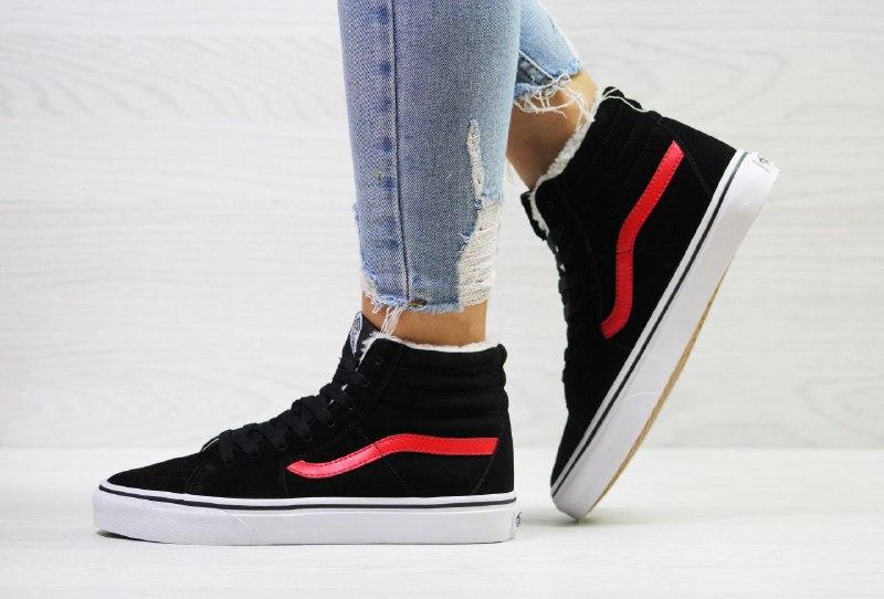 Кроссовки Vans чёрные с красным на меху замшевые на зиму ванс подростковые повседневные, Черный
Кроссовки Vans чёрные с красным на меху замшевые на зиму ванс подростковые повседневные, Черный