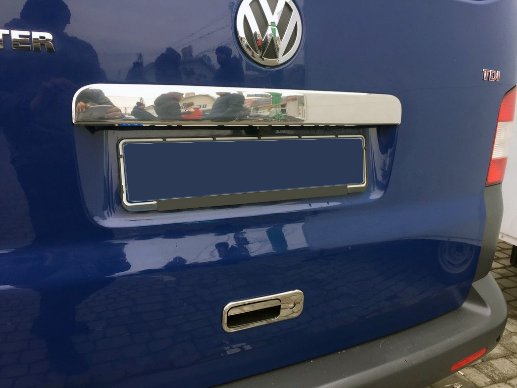 Volkswagen T5 Caravelle 2004-2010 гг. Планка над номером на двери Ляда (нерж) Без надписи, Carmos - Турецкая
Volkswagen T5 Caravelle 2004-2010 гг. Планка над номером на двери Ляда (нерж) Без надписи, Carmos - Турецкая