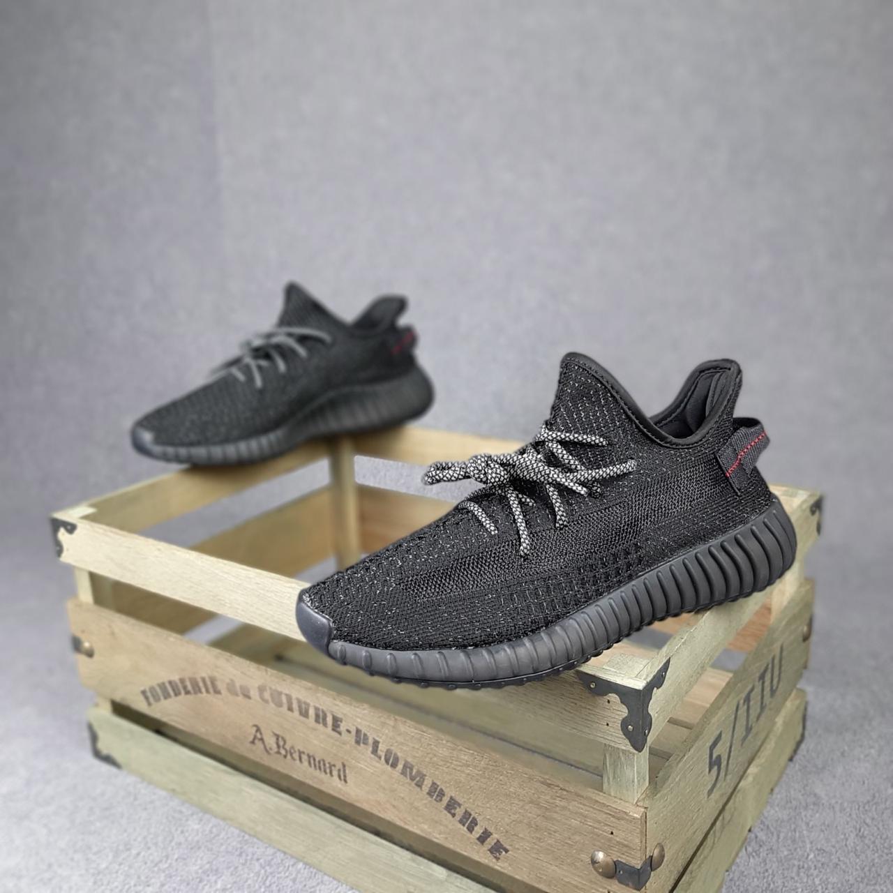 Кроссовки женские Adidas Yeezy Boost 350 черные, Адидас, текстиль, прошиты, полный рефлектив. Код OD-20272, Черный
Кроссовки женские Adidas Yeezy Boost 350 черные, Адидас, текстиль, прошиты, полный рефлектив. Код OD-20272, Черный