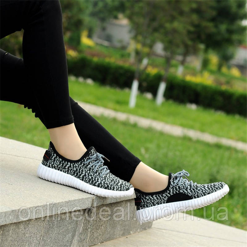 Кроссовки в стиле ADIDAS YEEZY кеды женские текстильные черные с белой подошвой 36,5
Кроссовки в стиле ADIDAS YEEZY кеды женские текстильные черные с белой подошвой 36,5