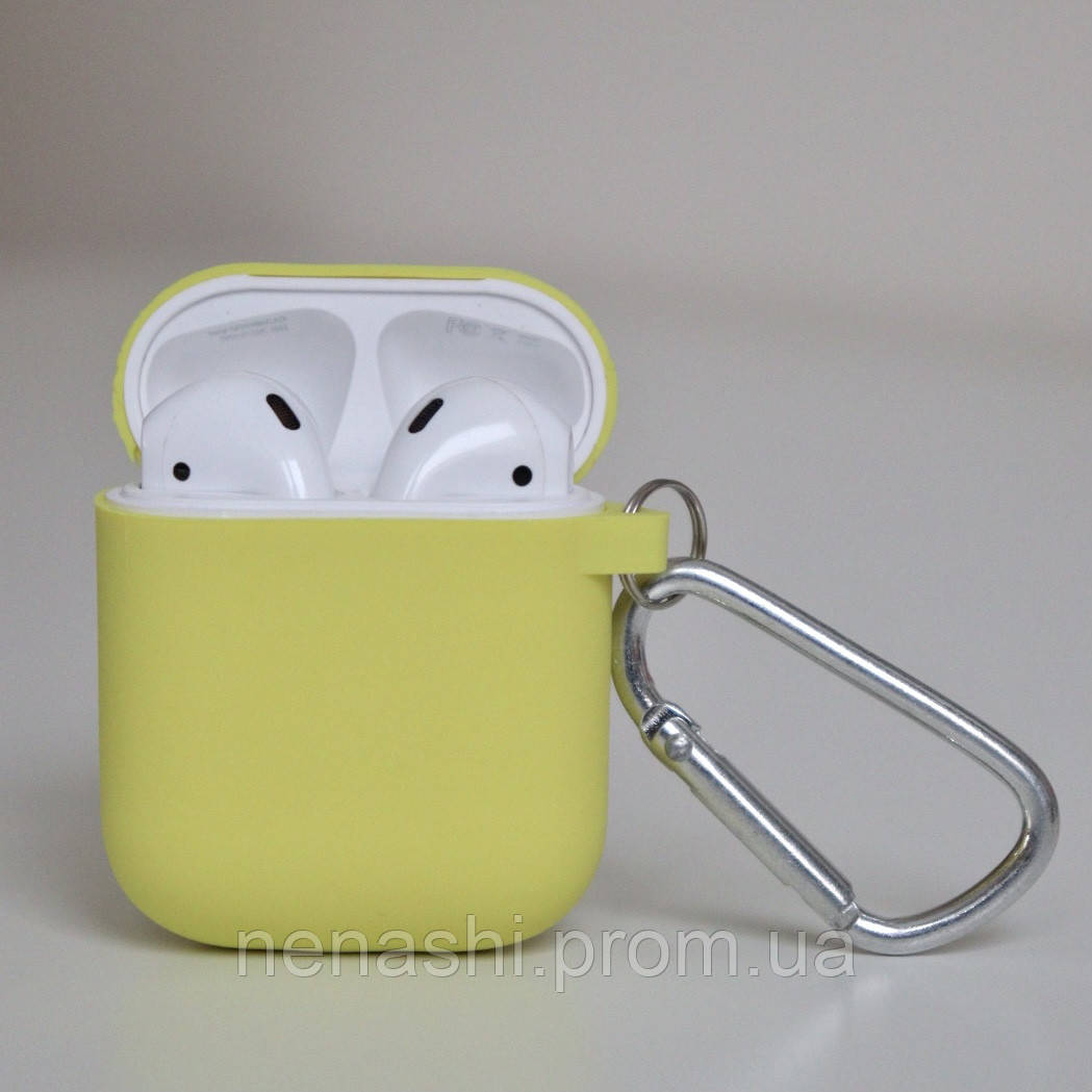 Чехол силиконовый для беспроводных наушников Apple AirPods с карабином Желтый, Черный
Чехол силиконовый для беспроводных наушников Apple AirPods с карабином Желтый, Черный