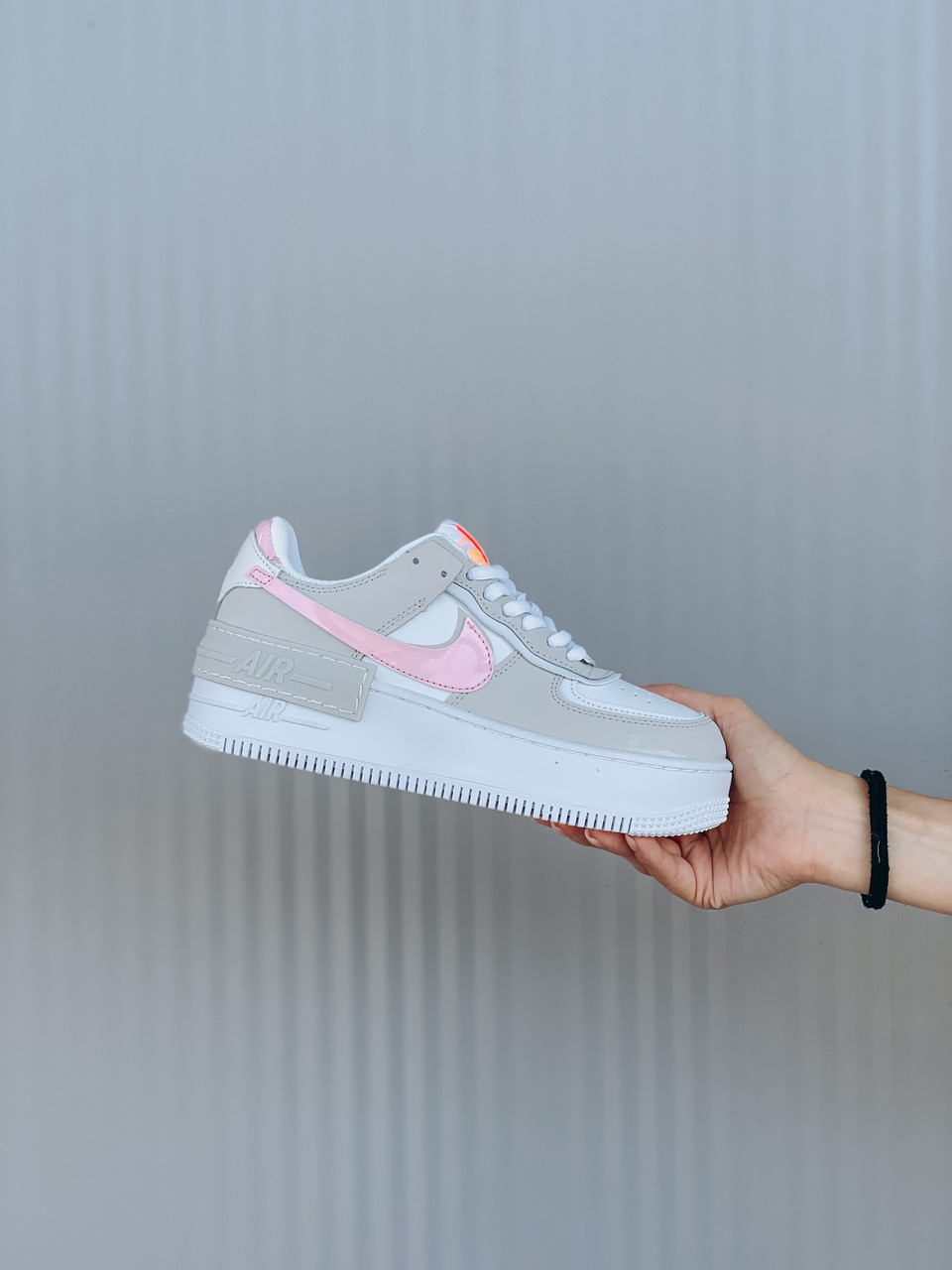 Кроссовки женские Nike Air Force 1 Shadow серые с розовым, Найк Аир Форс, натуральная кожа, код PL-0489, Серый
Кроссовки женские Nike Air Force 1 Shadow серые с розовым, Найк Аир Форс, натуральная кожа, код PL-0489, Серый