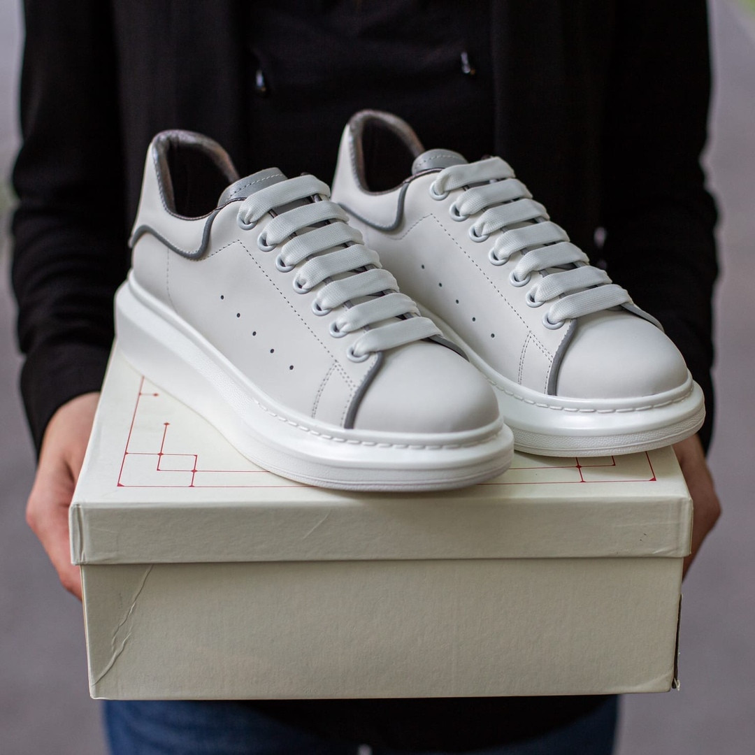 Кроссовки мужские Alexander McQueen White Reflective, Александр Маккуин, код IN-467, Белый
Кроссовки мужские Alexander McQueen White Reflective, Александр Маккуин, код IN-467, Белый
