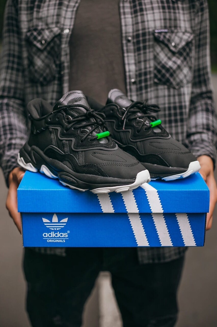 Кроссовки женские Adidas Ozweego черные, АдиДас Озвиго, замша, кожа, код IN-558, Черный
Кроссовки женские Adidas Ozweego черные, АдиДас Озвиго, замша, кожа, код IN-558, Черный