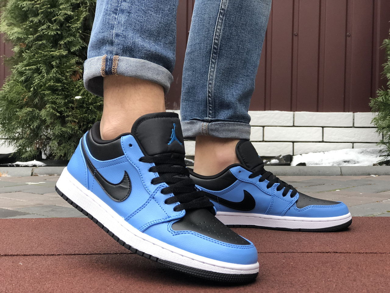 Мужские кроссовки в стиле Nike Найк Air Jordan 1 Low, кожа, синие с черным 45 (28,8 см), Синий
Мужские кроссовки в стиле Nike Найк Air Jordan 1 Low, кожа, синие с черным 45 (28,8 см), Синий