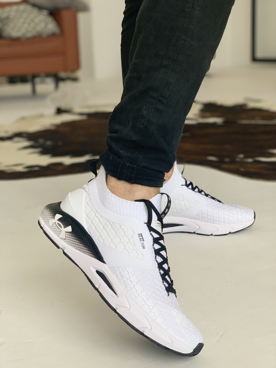 Мужские Кроссовки Under Armour HOVR Phantom Андер Армор Ховр Фантом (41,42,43,45) 43 (PD-1
Мужские Кроссовки Under Armour HOVR Phantom Андер Армор Ховр Фантом (41,42,43,45) 43 (PD-1