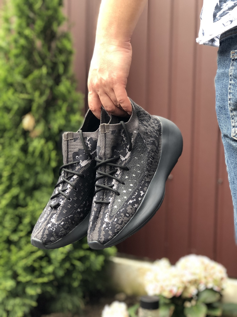 Стильные мужские кроссовки Adidas Yeezy Boost 380. Кроссовки черного цвета. 43, Черный
Стильные мужские кроссовки Adidas Yeezy Boost 380. Кроссовки черного цвета. 43, Черный