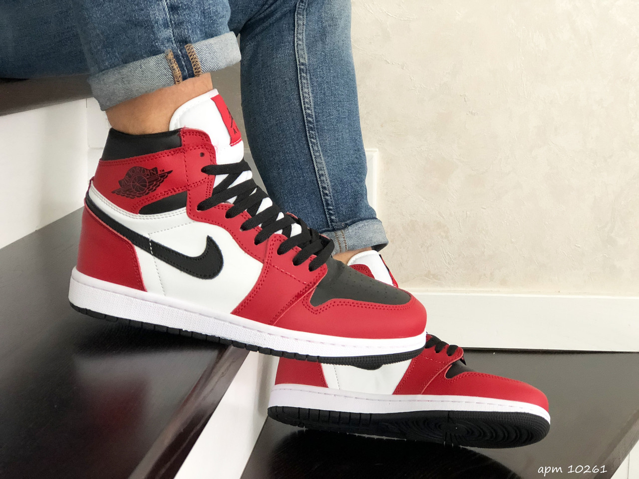 Кроссовки мужские Nike Air Jordan красные с белым, Найк, натуральная кожа, прошиты. Код SD-10261 42, Красный
Кроссовки мужские Nike Air Jordan красные с белым, Найк, натуральная кожа, прошиты. Код SD-10261 42, Красный