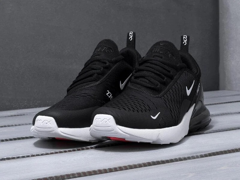 Мужские кроссовки Nike Air Max 270 Black White / Найк Аир Макс 270 Черные Белые, Черный
Мужские кроссовки Nike Air Max 270 Black White / Найк Аир Макс 270 Черные Белые, Черный