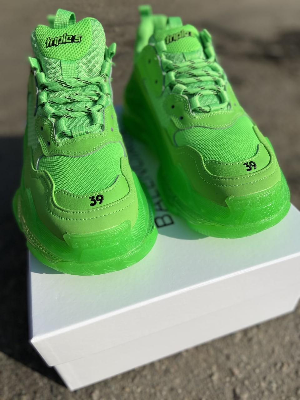 Женские кроссовки Balenciaga Triple S Clear Sole Green Neon / Баленсиага Трипл С Зеленые Неон 37, Разные цвета
Женские кроссовки Balenciaga Triple S Clear Sole Green Neon / Баленсиага Трипл С Зеленые Неон 37, Разные цвета