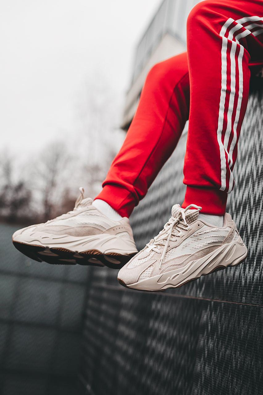Мужские кроссовки Adidas Yeezy Boost 700 v2 NEW 2019 Analog / Адидас Изи 700 в2 Бежевые 43, Бежевый
Мужские кроссовки Adidas Yeezy Boost 700 v2 NEW 2019 Analog / Адидас Изи 700 в2 Бежевые 43, Бежевый