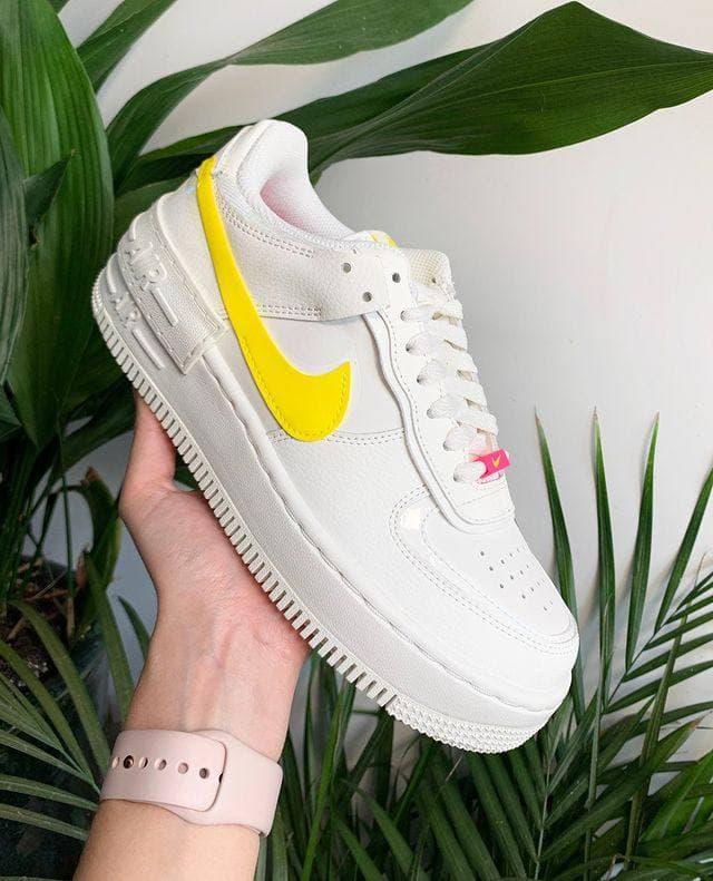 Женские кроссовки Nike Air Force 1 Shadow White Yellow / Найк Аир Форс Шадоу 1 Белые Желтые 38, Белый
Женские кроссовки Nike Air Force 1 Shadow White Yellow / Найк Аир Форс Шадоу 1 Белые Желтые 38, Белый