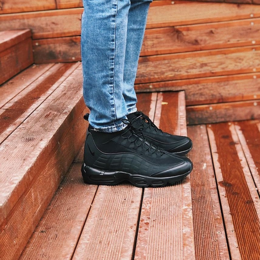 Мужские зимние кроссовки Nike Air Max 95 Sneakerboot Black / Найк Аир Макс 95 Сникербут Черные (Термо), Черный
Мужские зимние кроссовки Nike Air Max 95 Sneakerboot Black / Найк Аир Макс 95 Сникербут Черные (Термо), Черный