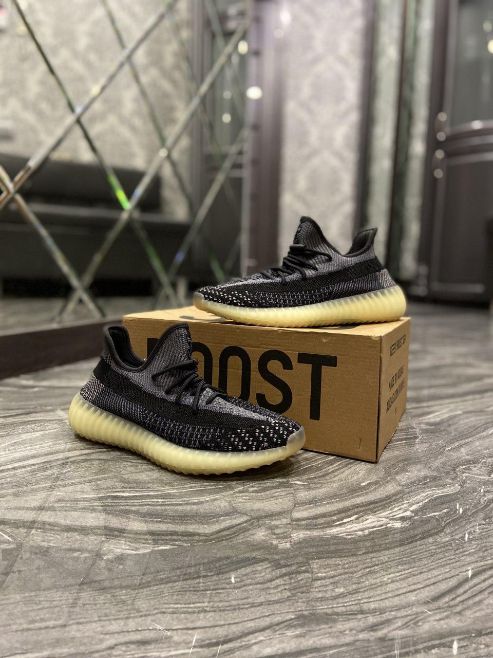 Женские кроссовки Adidas Yeezy Boost 350 v2 Asriel / Адидас Изи Буст 350 в2 Черные, Черный
Женские кроссовки Adidas Yeezy Boost 350 v2 Asriel / Адидас Изи Буст 350 в2 Черные, Черный