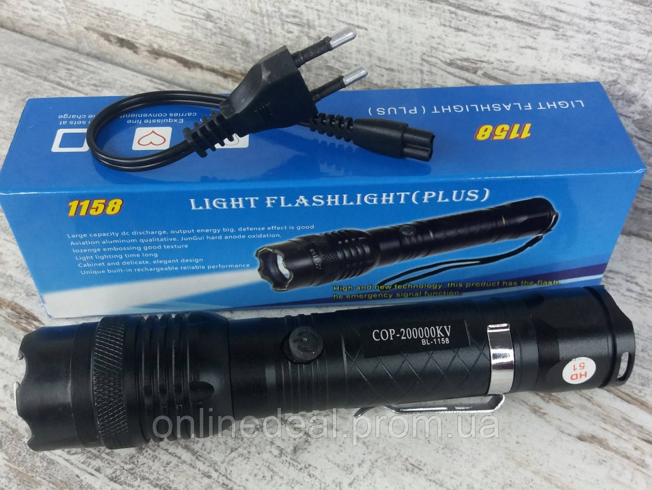 Ручной многофункциональный аккумуляторный тактический фонарик Police BL-1158 Black. Отпугиватель собак, Черный
Ручной многофункциональный аккумуляторный тактический фонарик Police BL-1158 Black. Отпугиватель собак, Черный