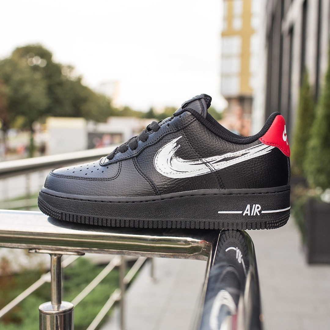 Nike Air Force 1 Low Женские осенние черные кожаные кроссовки. Женские кроссовки на шнурках 37, Черный
Nike Air Force 1 Low Женские осенние черные кожаные кроссовки. Женские кроссовки на шнурках 37, Черный