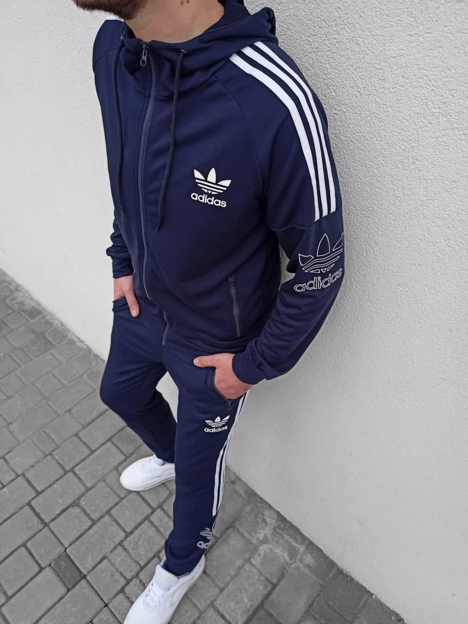 Adidas Мужской темно синий спортивный костюм с капюшоном осень весна.Кофта+штаны демисезонный
Adidas Мужской темно синий спортивный костюм с капюшоном осень весна.Кофта+штаны демисезонный