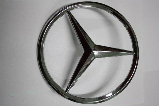 Задняя эмблема (лого Мерседес) Mercedes Vito W639 2004-2015 гг. / Значки Мерседес Бенц Вито W639
Задняя эмблема (лого Мерседес) Mercedes Vito W639 2004-2015 гг. / Значки Мерседес Бенц Вито W639