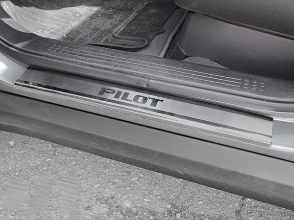 Накладки на пороги Натанико премиум (4 шт, нерж.) Honda Pilot 2008-2015 гг. / Накладки на пороги Хонда
Накладки на пороги Натанико премиум (4 шт, нерж.) Honda Pilot 2008-2015 гг. / Накладки на пороги Хонда