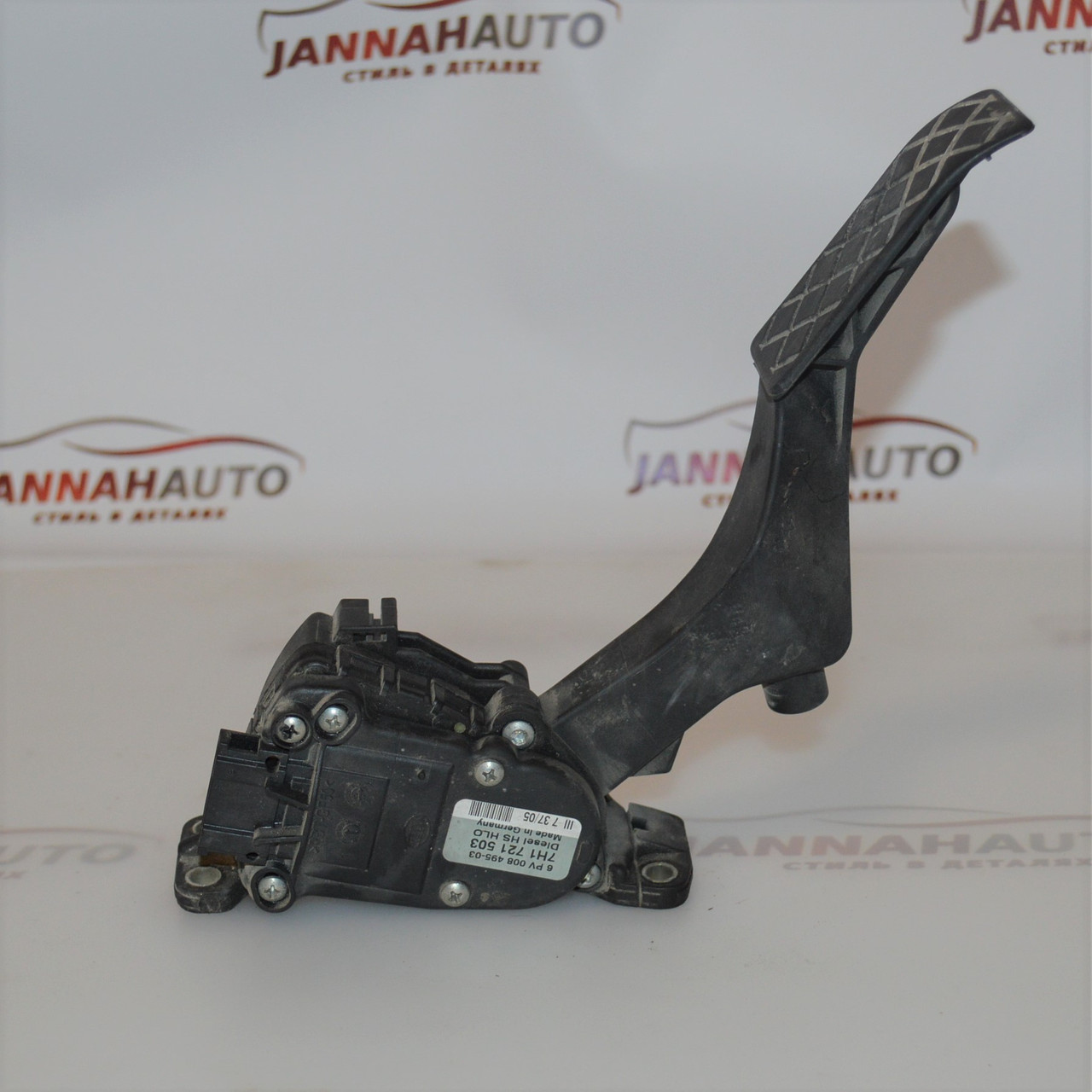 Потенциометр Volkswagen Transporter T5 2003-2015 акселератор, педаль газа Фольксваген Т5 7H1721503
Потенциометр Volkswagen Transporter T5 2003-2015 акселератор, педаль газа Фольксваген Т5 7H1721503