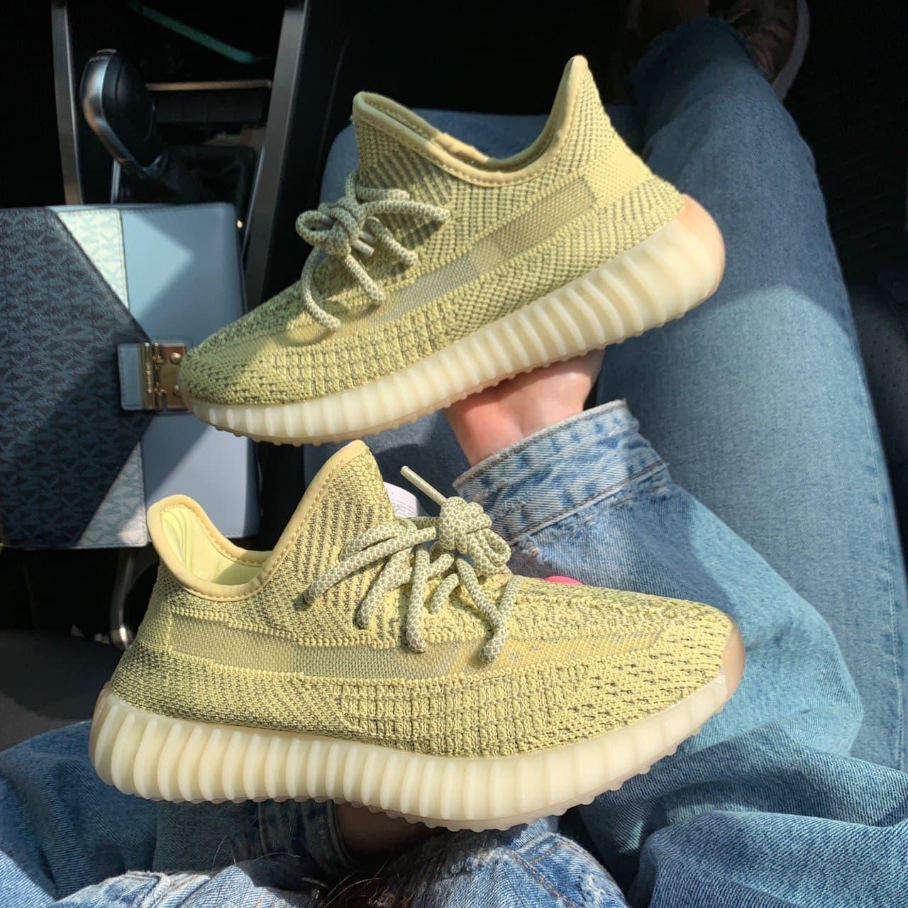 Женские кроссовки Adidas Yeezy Boost 350 V2 Antila Reflective, Адидас Изи Буст 350 39
Женские кроссовки Adidas Yeezy Boost 350 V2 Antila Reflective, Адидас Изи Буст 350 39